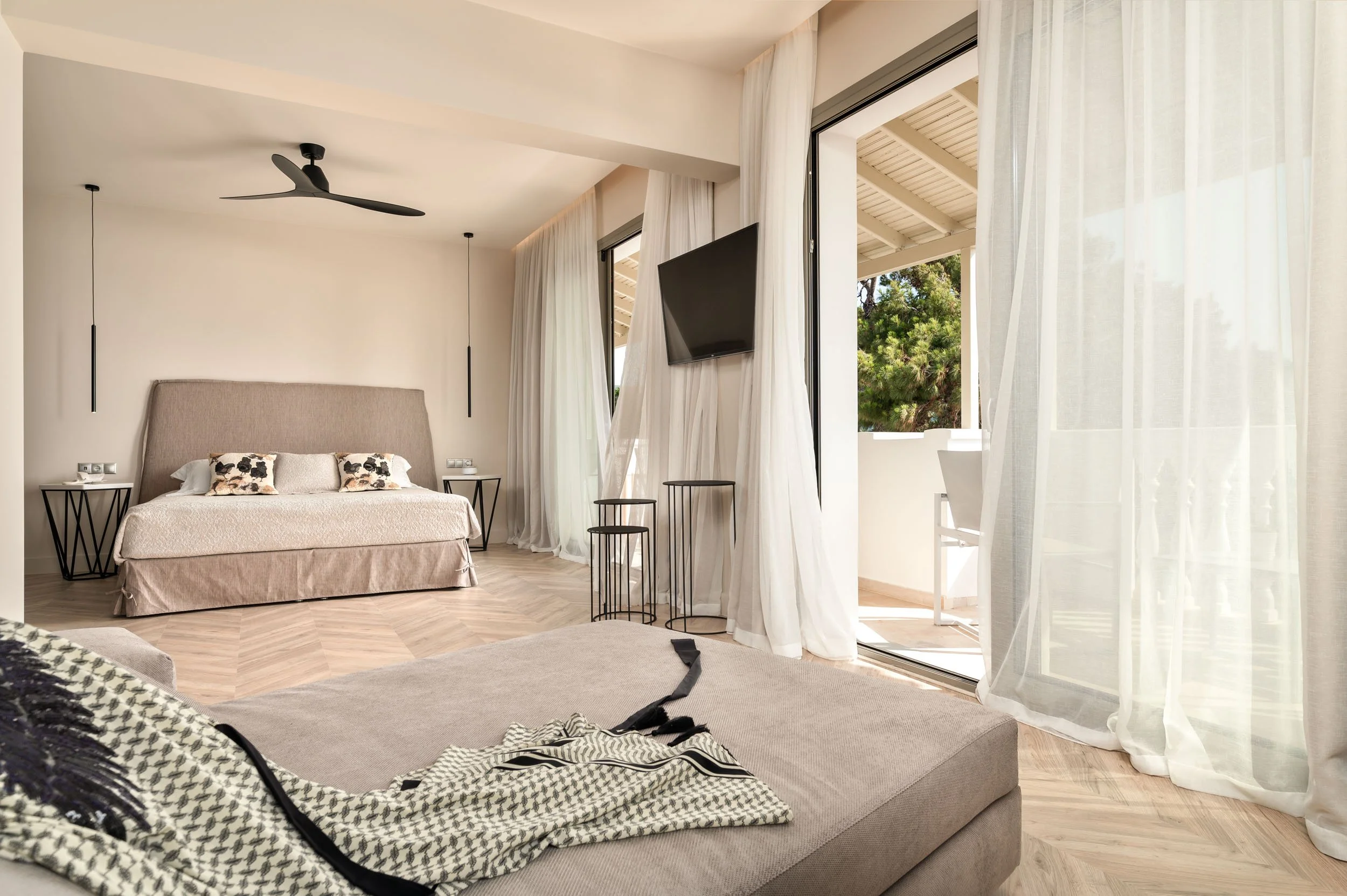 Luxury Suite lounge
